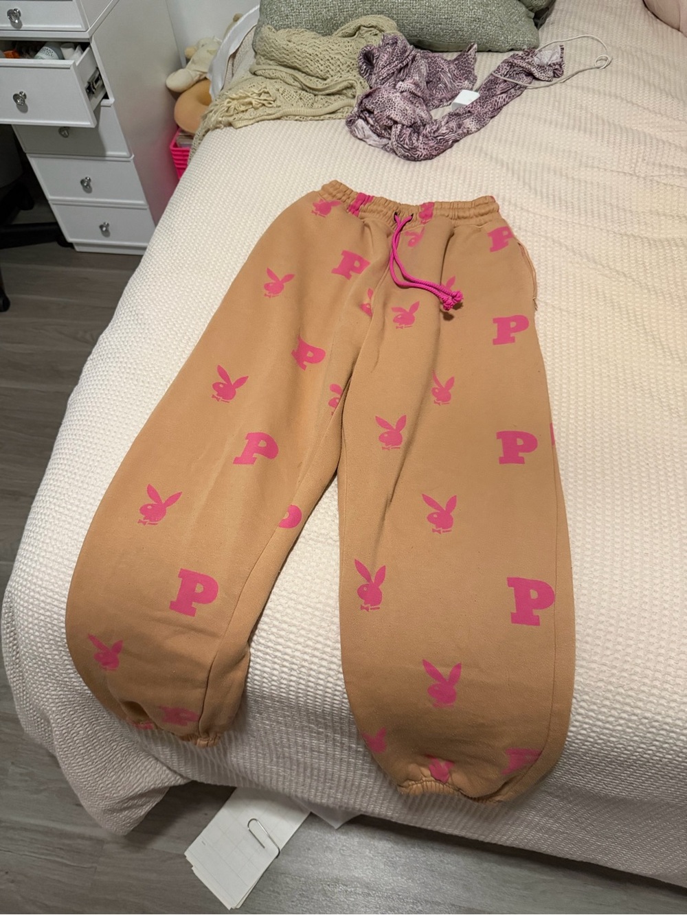 PLAYBOY Sweatpants